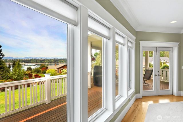 5377 E Blaisdell Lane, Port Orchard, WA 98366