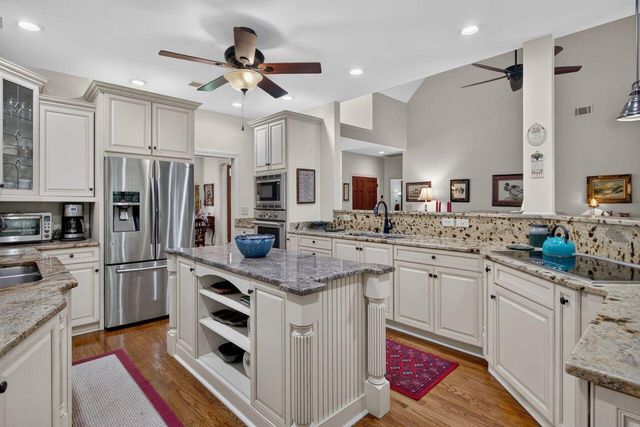 4123 Colonel Vanderhorst Circle, Mount Pleasant, SC 29466