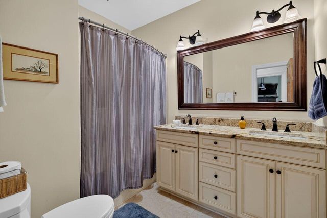 4123 Colonel Vanderhorst Circle, Mount Pleasant, SC 29466