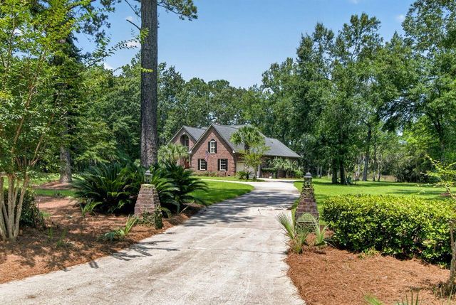 4123 Colonel Vanderhorst Circle, Mount Pleasant, SC 29466