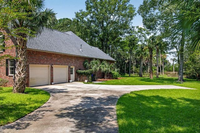 4123 Colonel Vanderhorst Circle, Mount Pleasant, SC 29466