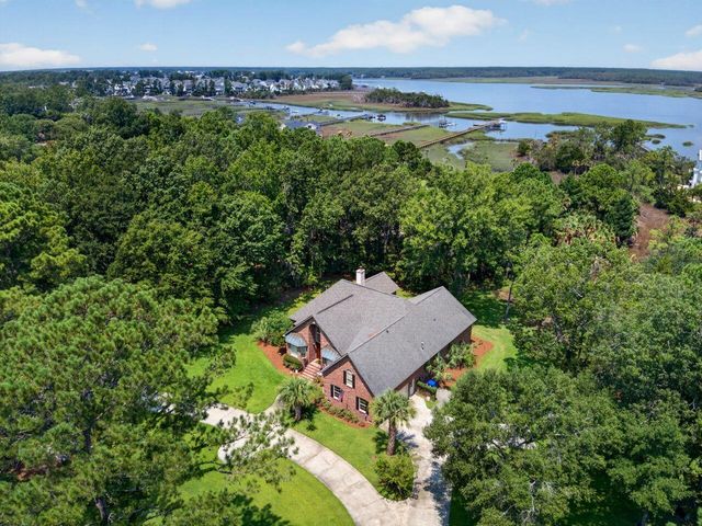 4123 Colonel Vanderhorst Circle, Mount Pleasant, SC 29466