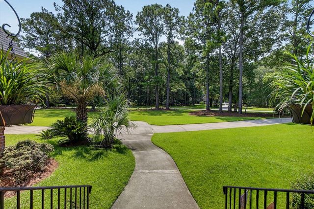 4123 Colonel Vanderhorst Circle, Mount Pleasant, SC 29466