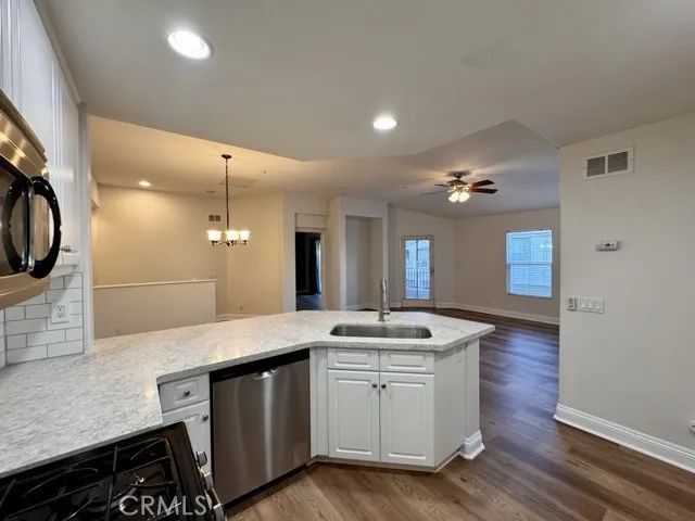 41685 Woodridge Avenue 2, Murrieta, CA 92562