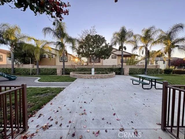 41685 Woodridge Avenue 2, Murrieta, CA 92562