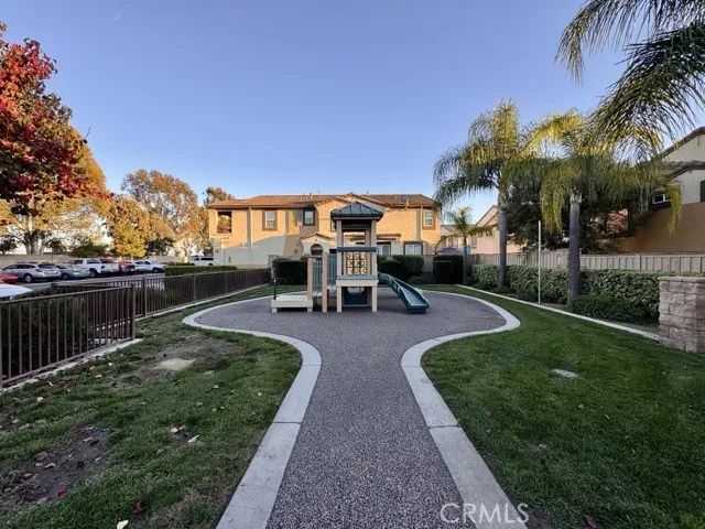 41685 Woodridge Avenue 2, Murrieta, CA 92562
