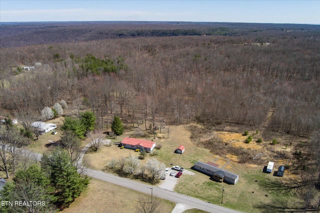 500 Moonlight Tr, Sparta, TN 38583