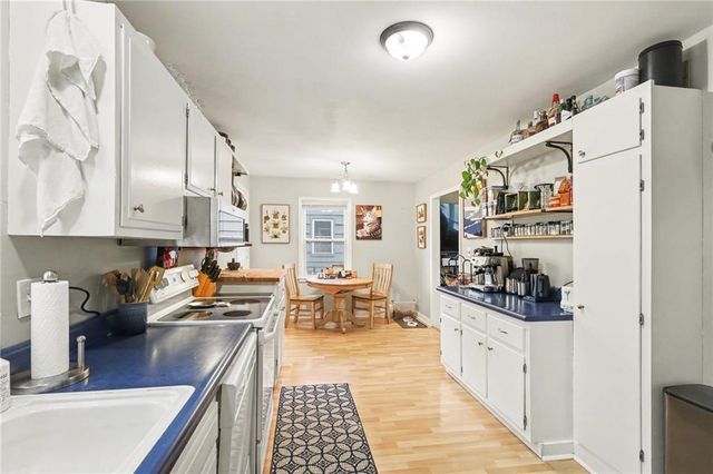 8126 E 134th Street, Grandview, MO 64030