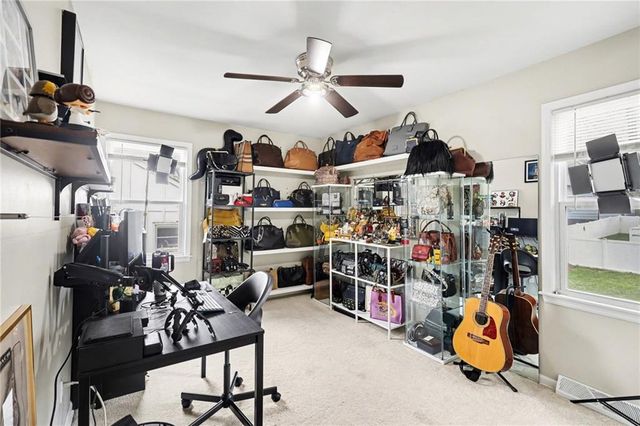 8126 E 134th Street, Grandview, MO 64030