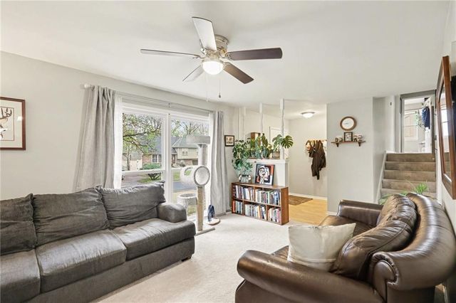 8126 E 134th Street, Grandview, MO 64030