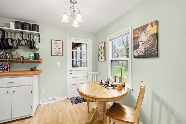 8126 E 134th Street, Grandview, MO 64030