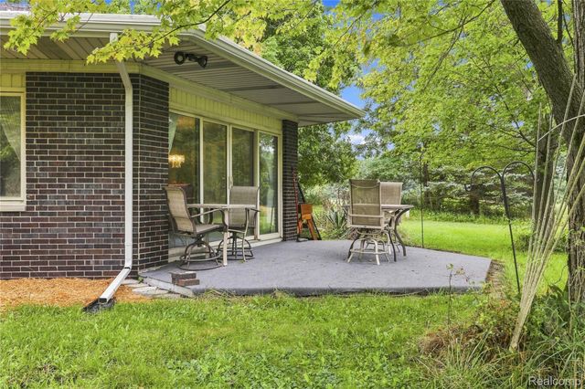 7386 Dean Road, Deerfield Township, MI 48430