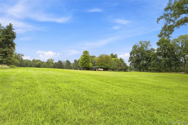 7386 Dean Road, Deerfield Township, MI 48430