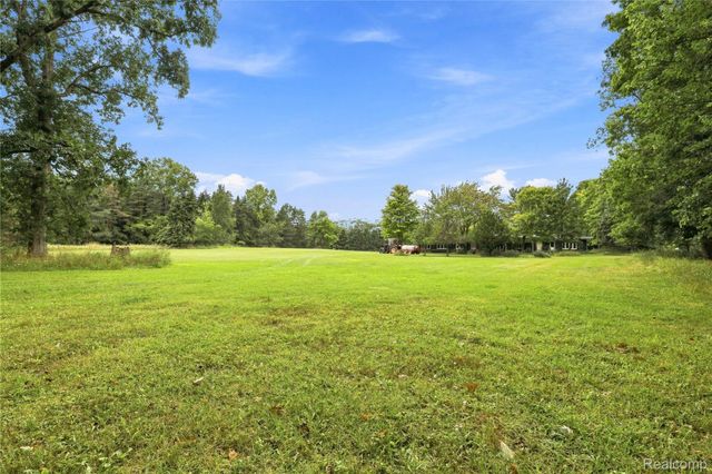 7386 Dean Road, Deerfield Township, MI 48430