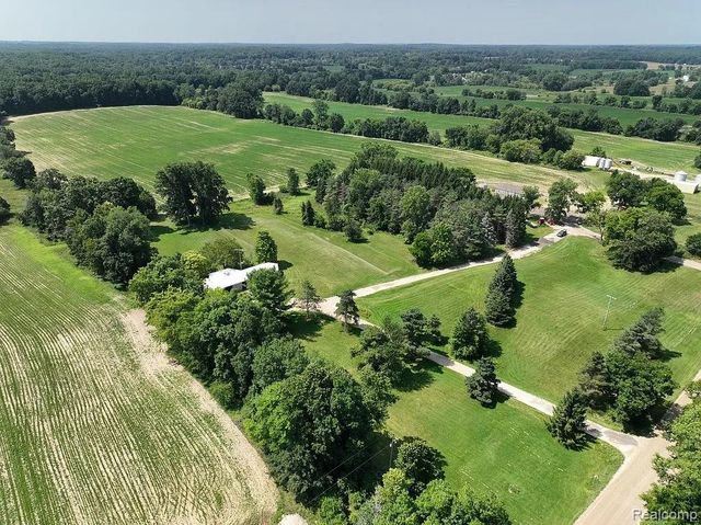 7386 Dean Road, Deerfield Township, MI 48430