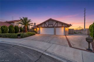 1605 Brocado Lane, Las Vegas, NV 89117