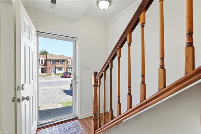 5237 Johnstown LN, Virginia Beach, VA 23464