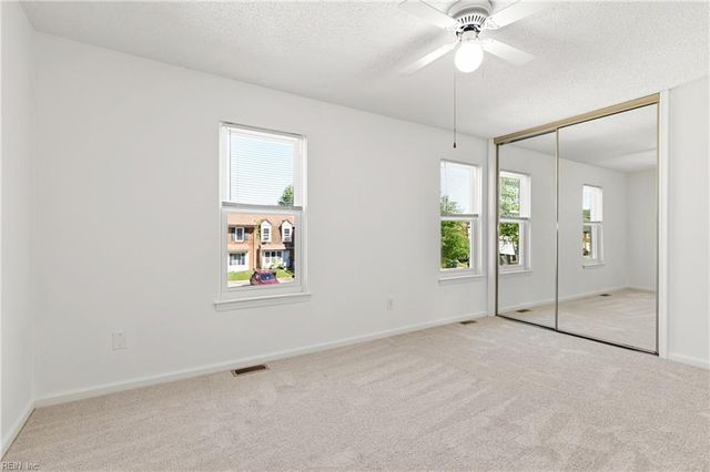 5237 Johnstown LN, Virginia Beach, VA 23464