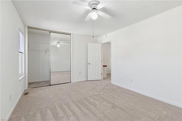 5237 Johnstown LN, Virginia Beach, VA 23464