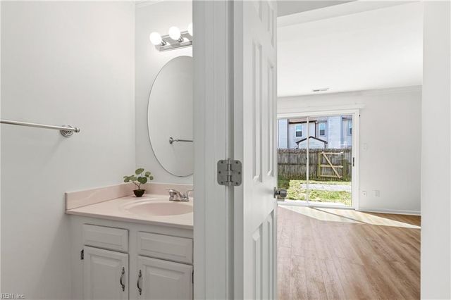 5237 Johnstown LN, Virginia Beach, VA 23464