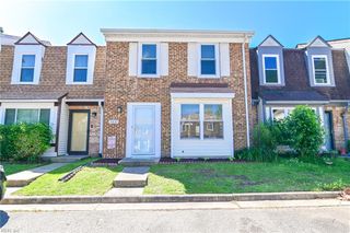 5237 Johnstown LN, Virginia Beach, VA 23464