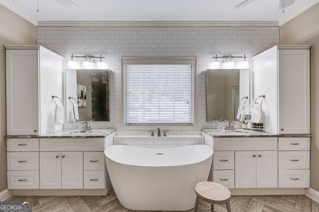 1433 Henderson Ridge Lane, Loganville, GA 30052