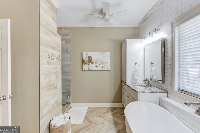 1433 Henderson Ridge Lane, Loganville, GA 30052