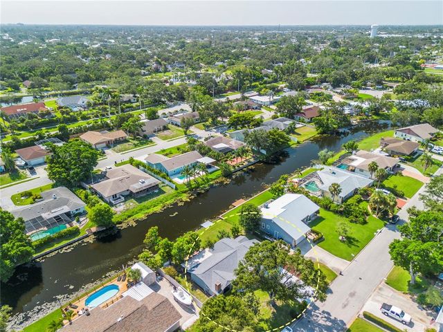 1111 77TH STREET NW, Bradenton, FL 34209
