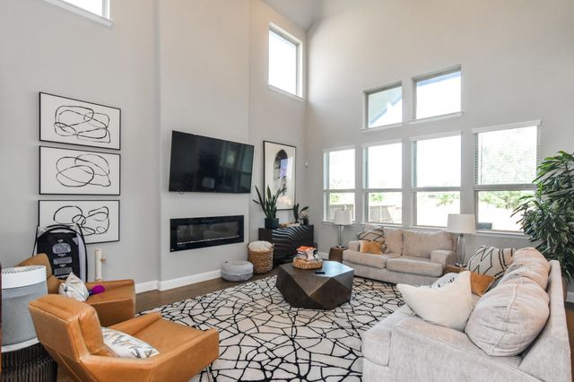 2516 Maidenhair Road, Frisco, TX 75033