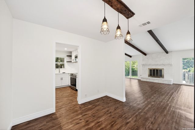 546 Tumblebrook, Universal City, TX 78148