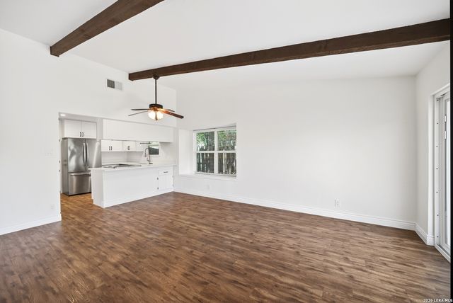 546 Tumblebrook, Universal City, TX 78148