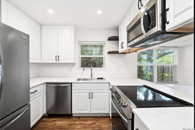 546 Tumblebrook, Universal City, TX 78148