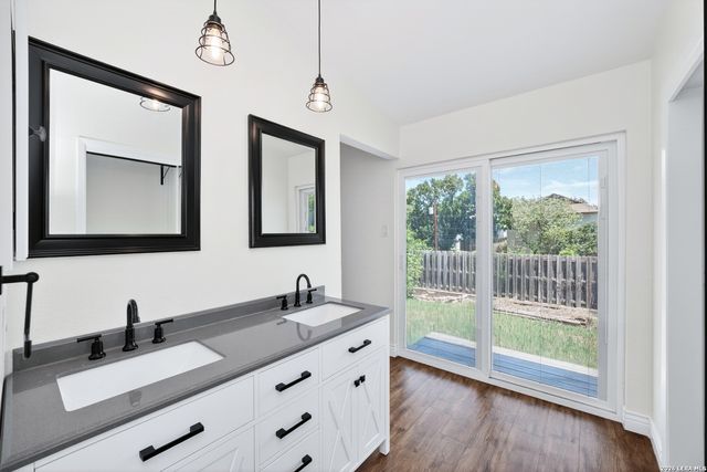 546 Tumblebrook, Universal City, TX 78148
