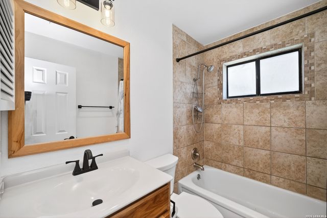 546 Tumblebrook, Universal City, TX 78148