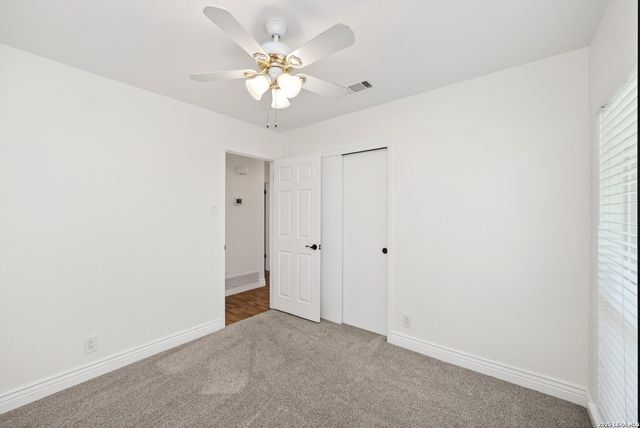 546 Tumblebrook, Universal City, TX 78148
