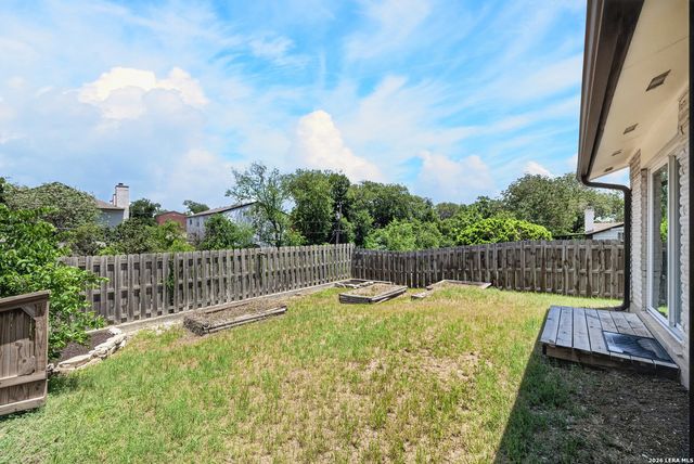 546 Tumblebrook, Universal City, TX 78148