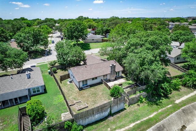 546 Tumblebrook, Universal City, TX 78148