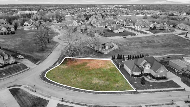 201 Hutchins Camp Trce, Clarksville, TN 37043