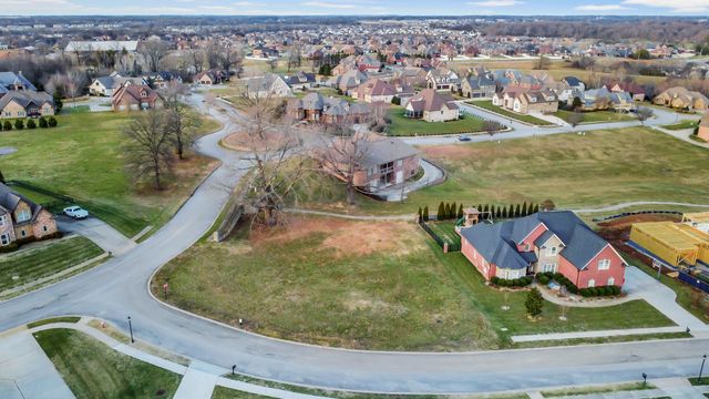 201 Hutchins Camp Trce, Clarksville, TN 37043