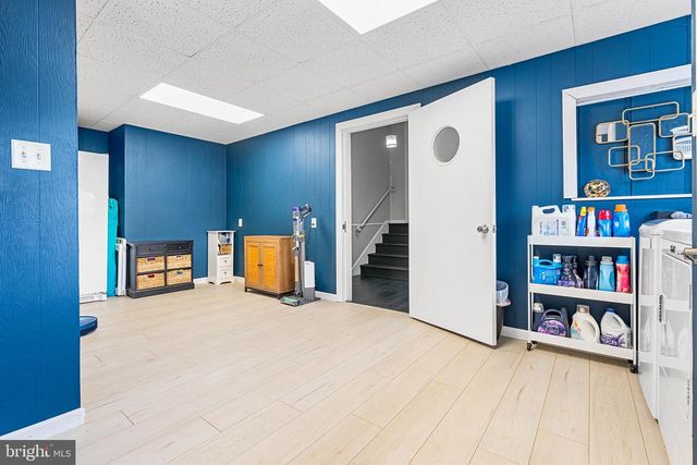 676 W MARKET ST, Marietta, PA 17547