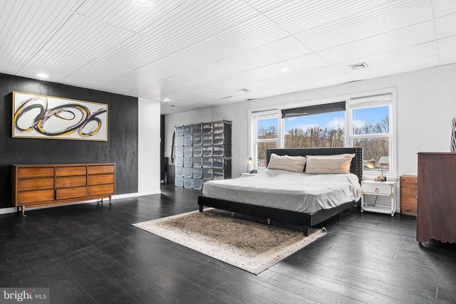 676 W MARKET ST, Marietta, PA 17547