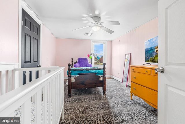 676 W MARKET ST, Marietta, PA 17547