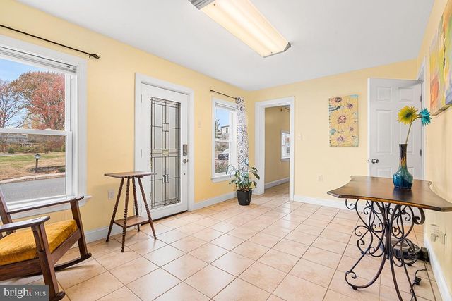 676 W MARKET ST, Marietta, PA 17547