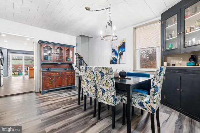 676 W MARKET ST, Marietta, PA 17547