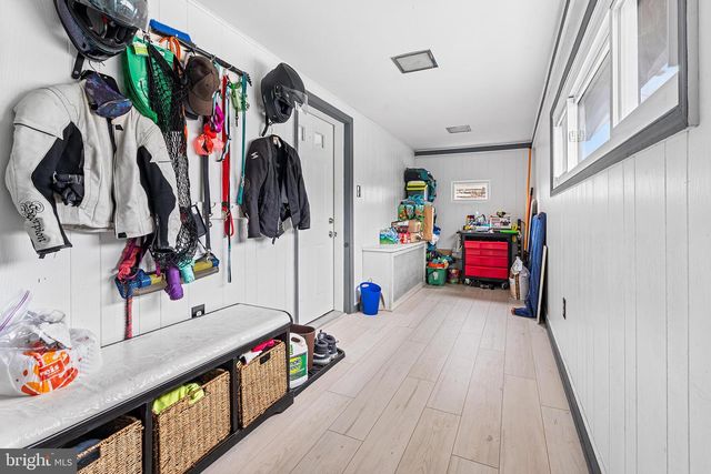 676 W MARKET ST, Marietta, PA 17547