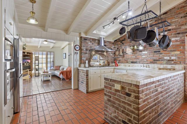 1900 W Lowell Ave, Tracy, CA 95376
