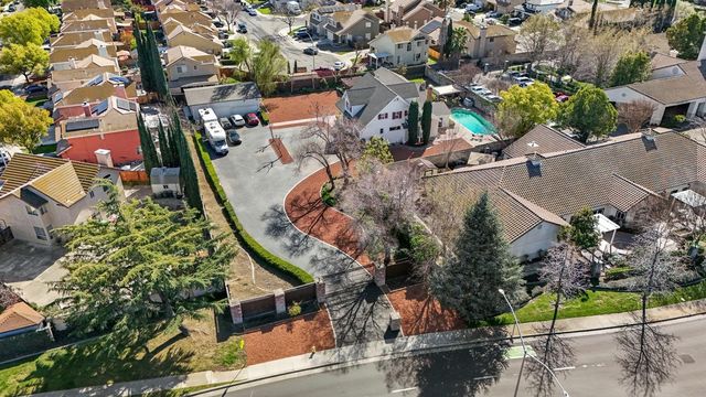 1900 W Lowell Ave, Tracy, CA 95376