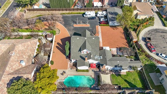 1900 W Lowell Ave, Tracy, CA 95376