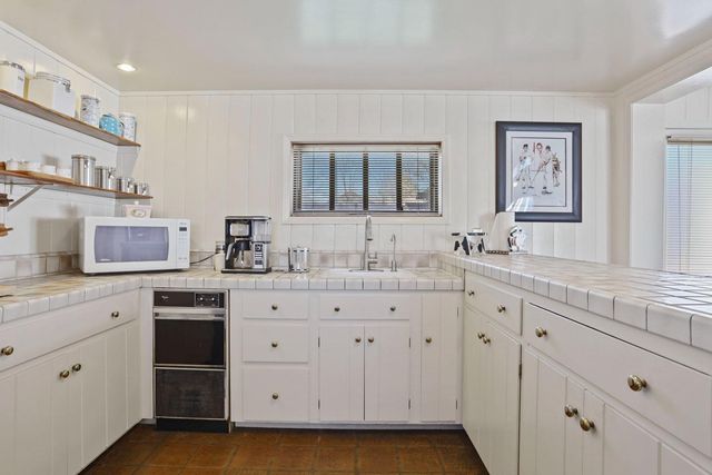 1900 W Lowell Ave, Tracy, CA 95376