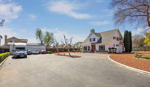 1900 W Lowell Ave, Tracy, CA 95376